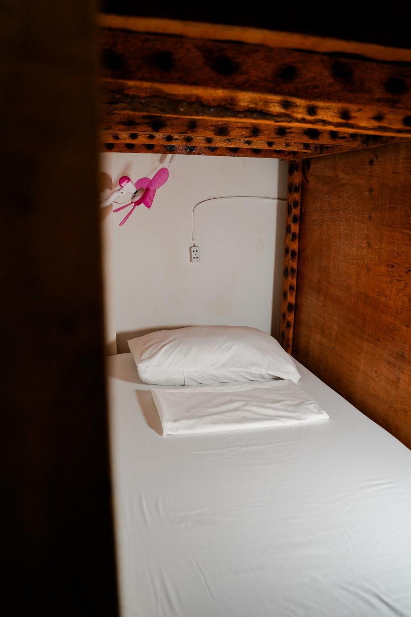 Yes Surf Siargao Hostel General Luna  Kültér fotó