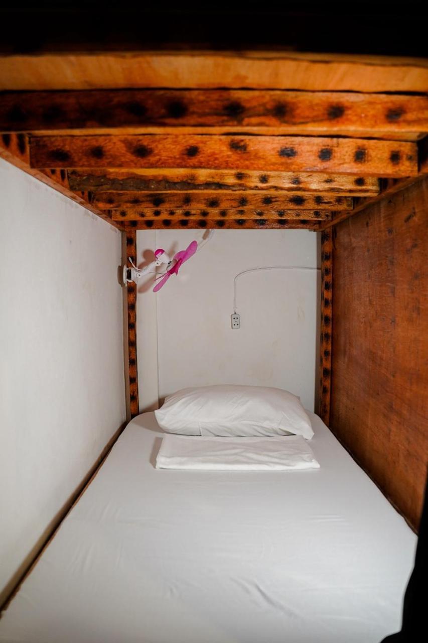 Yes Surf Siargao Hostel General Luna  Kültér fotó