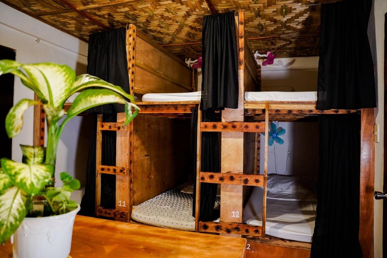 Yes Surf Siargao Hostel General Luna  Kültér fotó