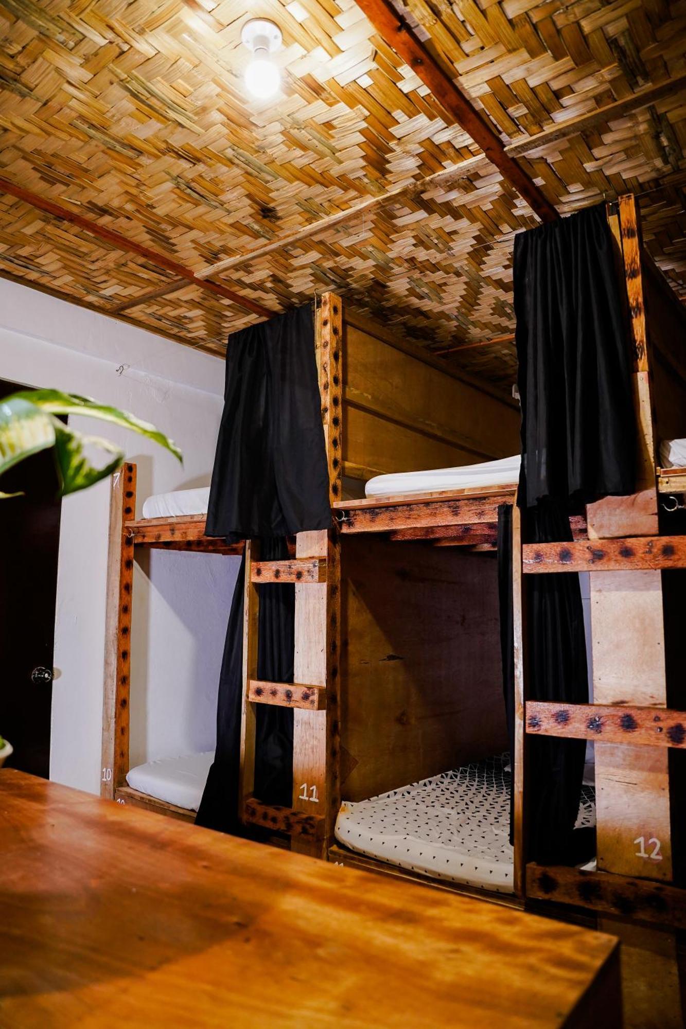 Yes Surf Siargao Hostel General Luna  Kültér fotó